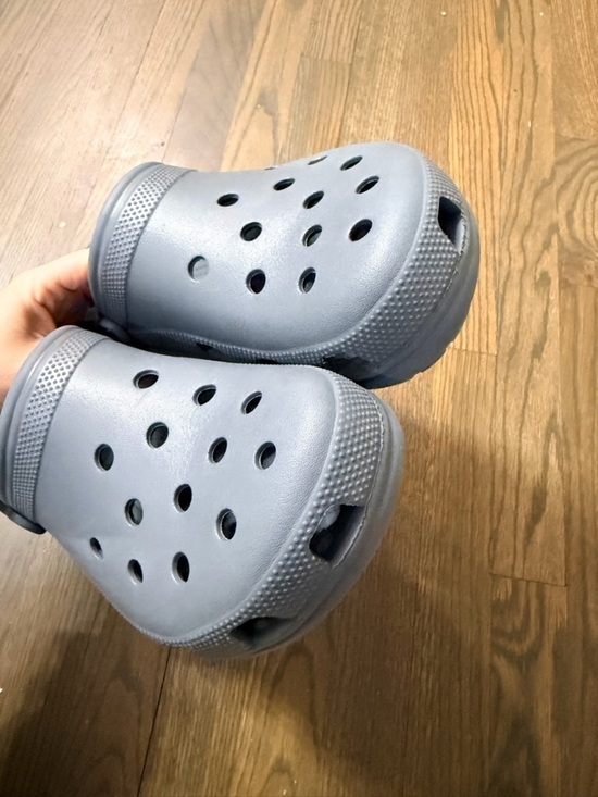 CROCS Classic Clog in Gray main image 7